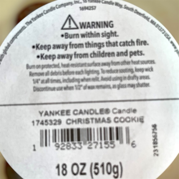 Yankee Candle | Cheer: Christmas Cookie - Picture 4 of 5